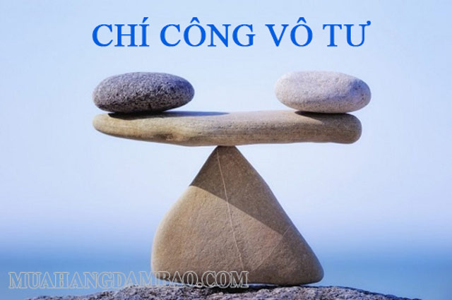 Ví dụ về chí công vô tư trong môi trường giáo dục